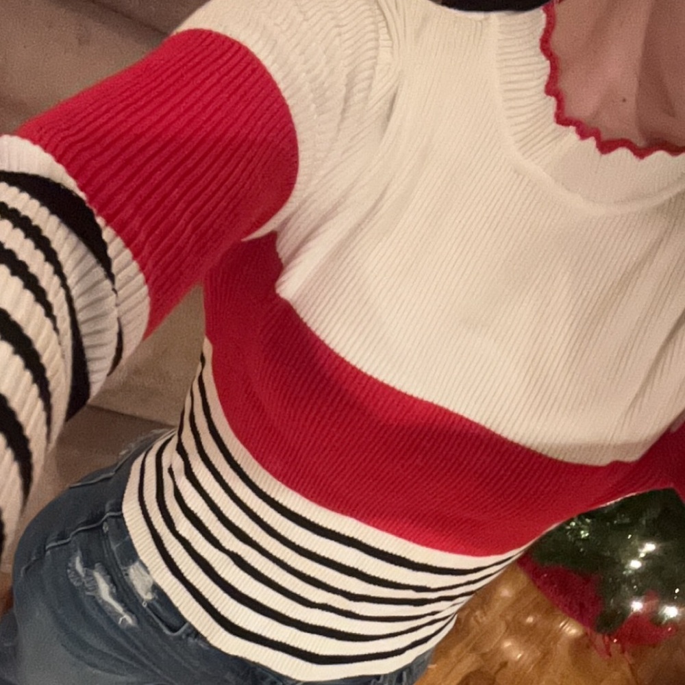 Zara Knit Cropped Women’s Sweater